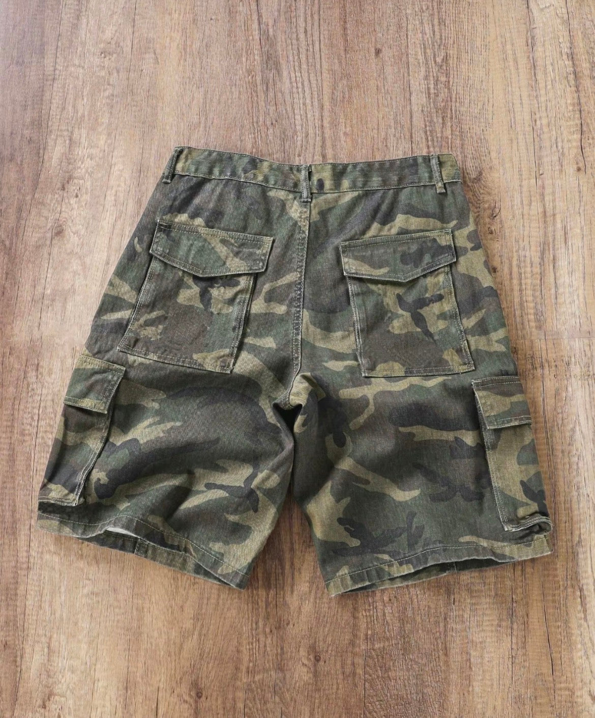 SHORT CAMO